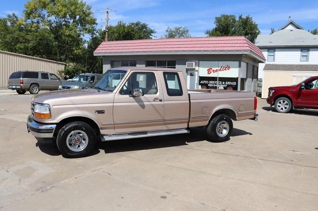 Image of Ford F-150 Primary image