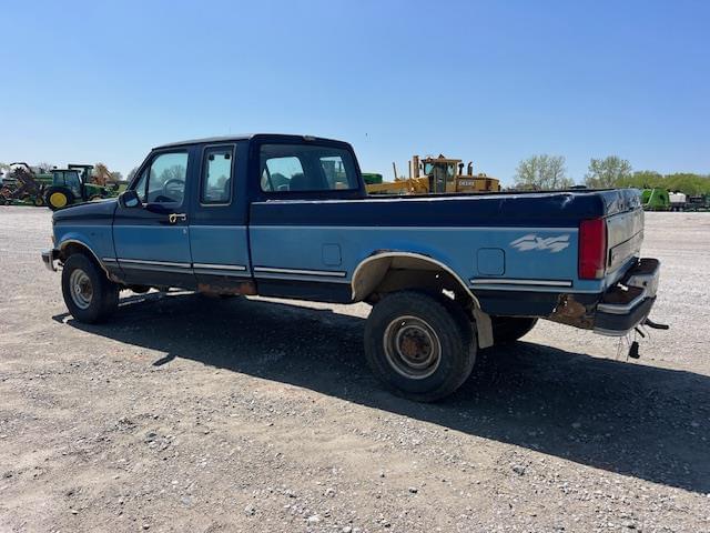 Image of Ford F-250 equipment image 2