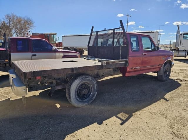 Image of Ford F-250 equipment image 2