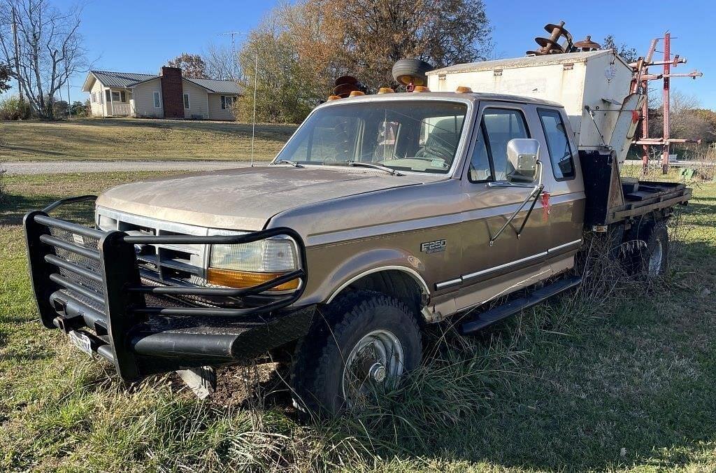 Image of Ford F-250 Primary image