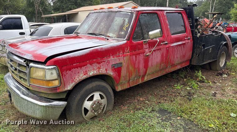 1993 Ford F-350 Equipment Image0