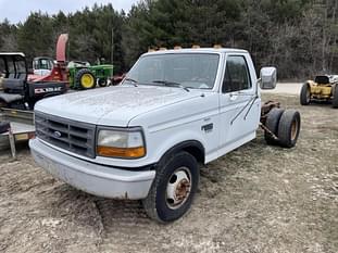 1993 Ford F-350 Equipment Image0