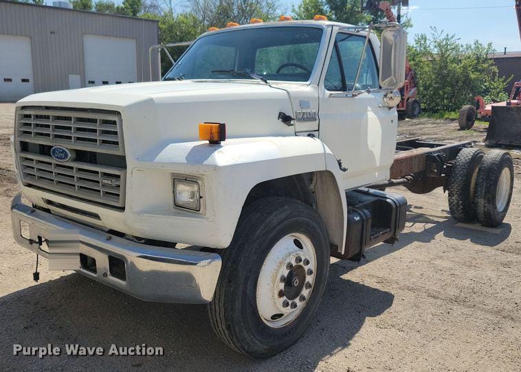Main image Ford F700