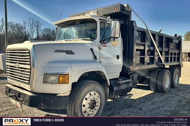 Image of Ford L9000 equipment image 2
