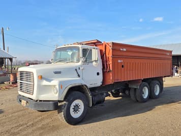 Main image Ford F-8000