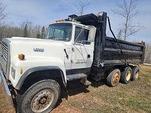 1993 Ford L8000 Equipment Image0