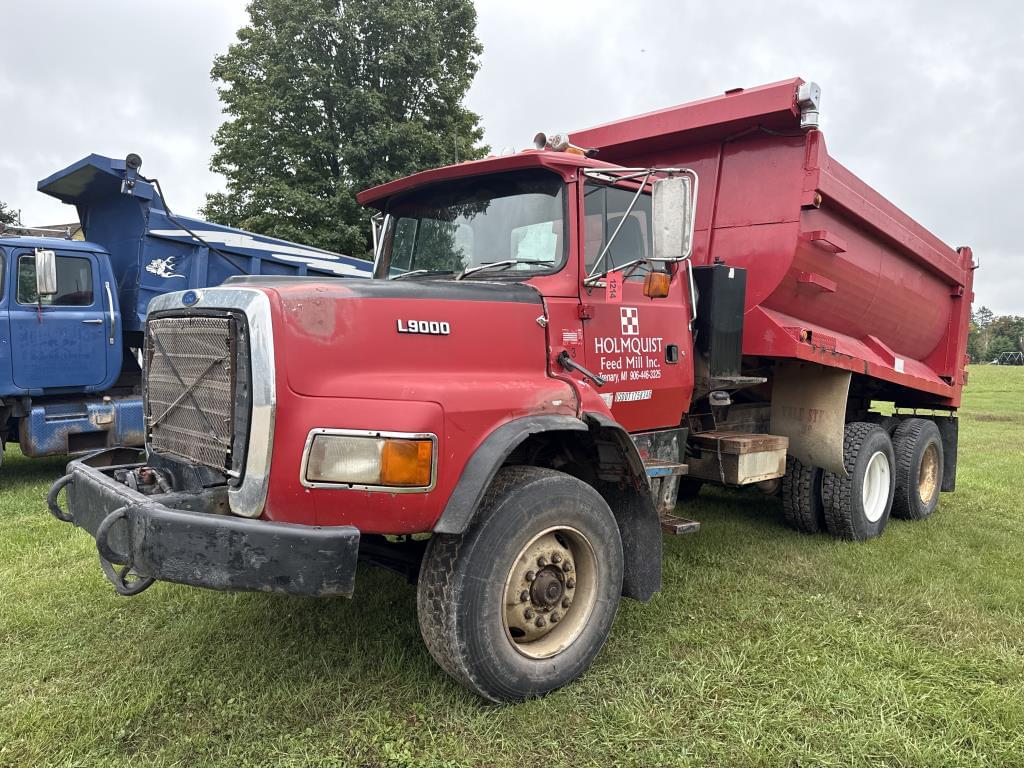 Image of Ford L9000 Primary image