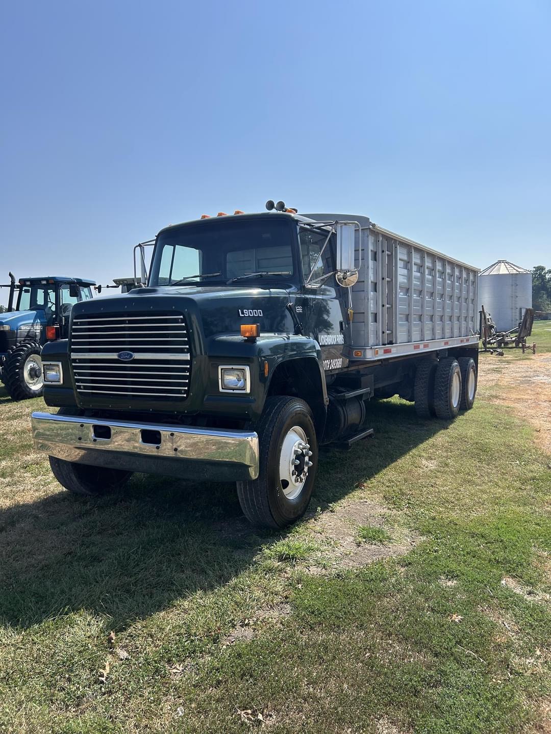 Image of Ford L9000 Primary image