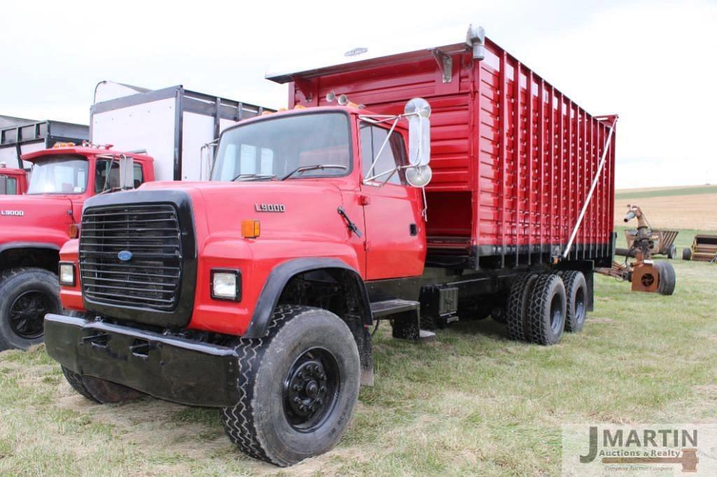 Image of Ford L9000 Primary image