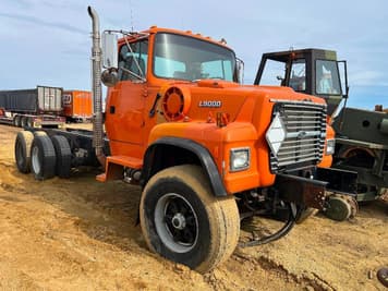 Main image Ford L9000