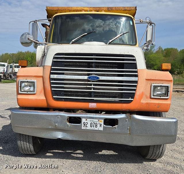 Image of Ford LNT8000 equipment image 1