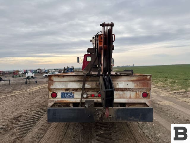 Image of Ford LTS8000 equipment image 3