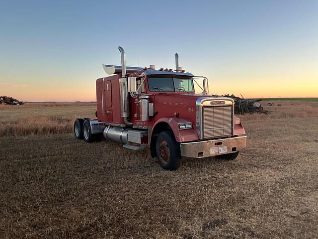 Image of Freightliner 3406 equipment image 1