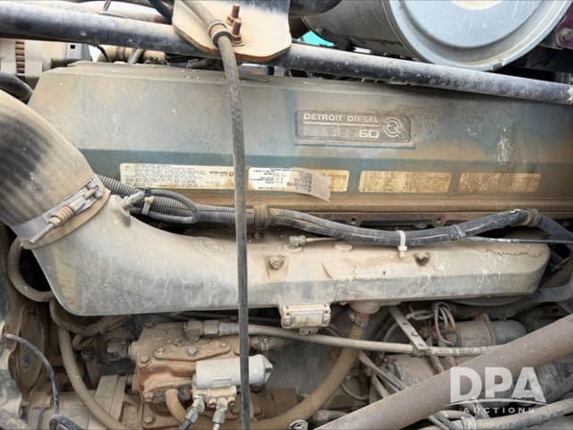 Image of Freightliner DS999 equipment image 4