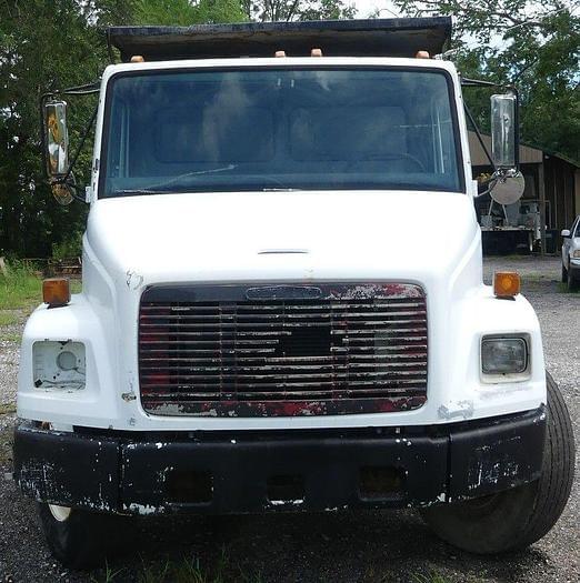 Image of Freightliner FL60 equipment image 1