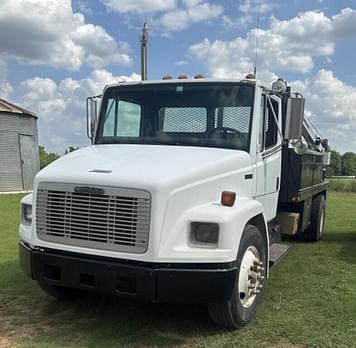 Main image Freightliner FL70