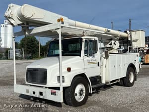1993 Freightliner FL70 Image