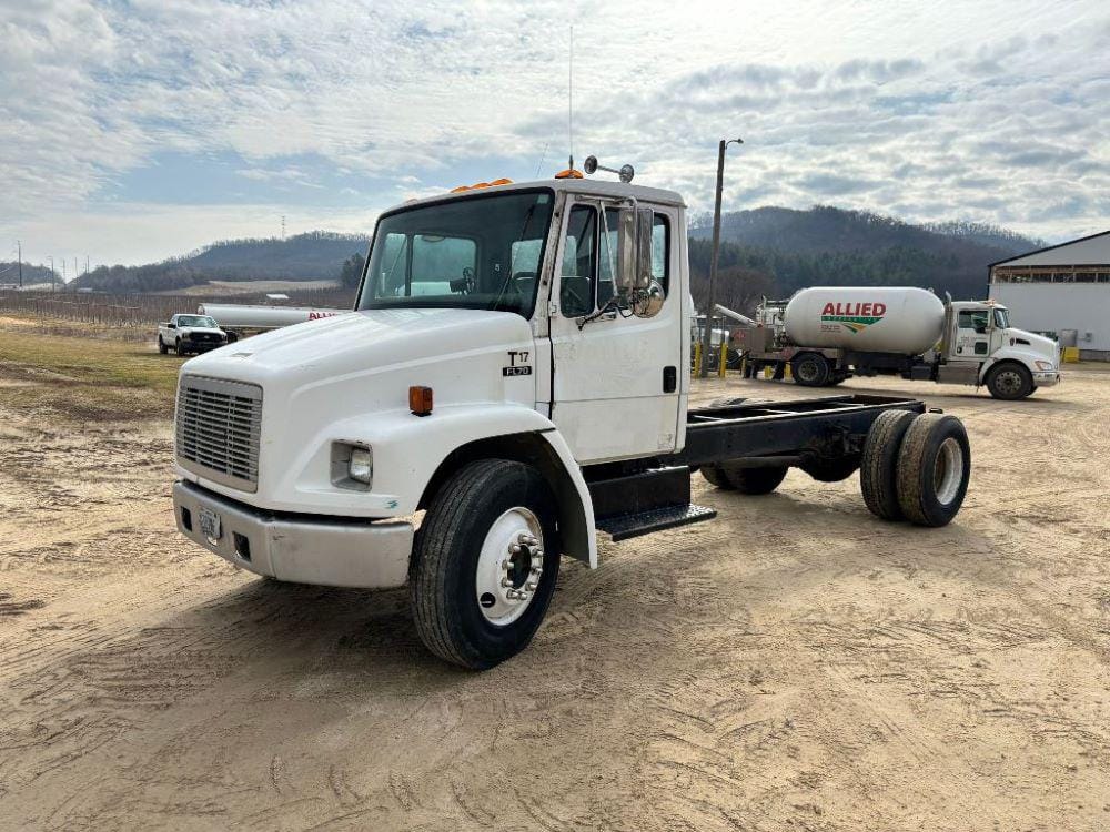 Main image Freightliner FL70