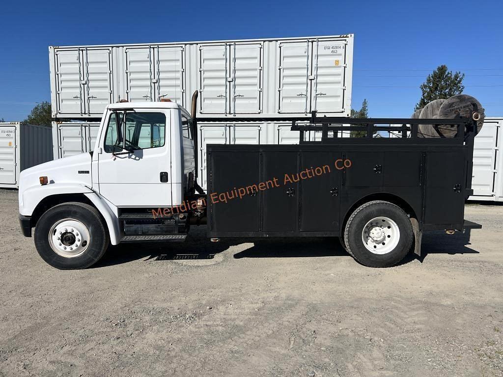 Image of Freightliner FL80 Primary image