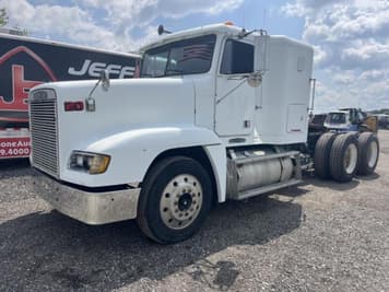 Main image Freightliner FLD120