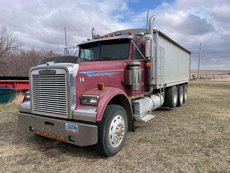 Image of Freightliner FLD120 Primary image
