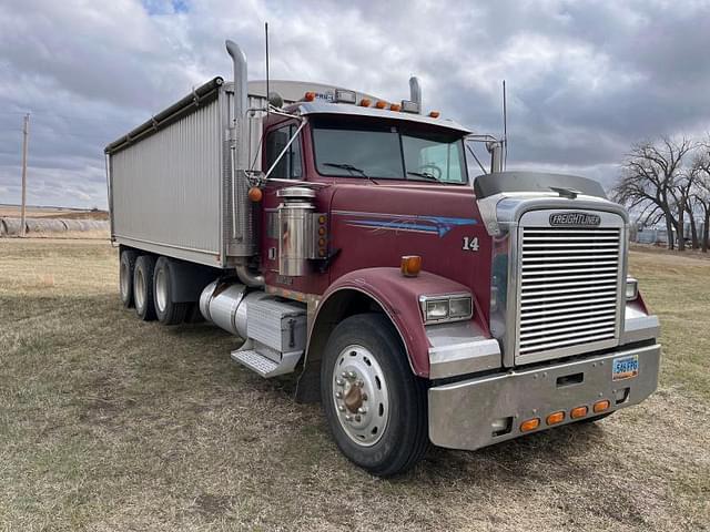 Image of Freightliner FLD120 equipment image 1