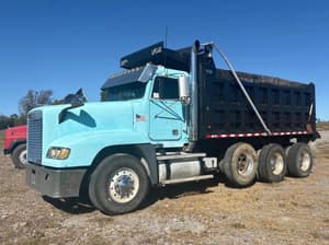1993 Freightliner FLD120 Image