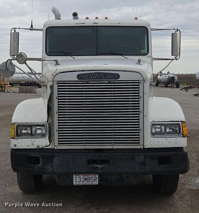 Image of Freightliner USF-1E equipment image 1