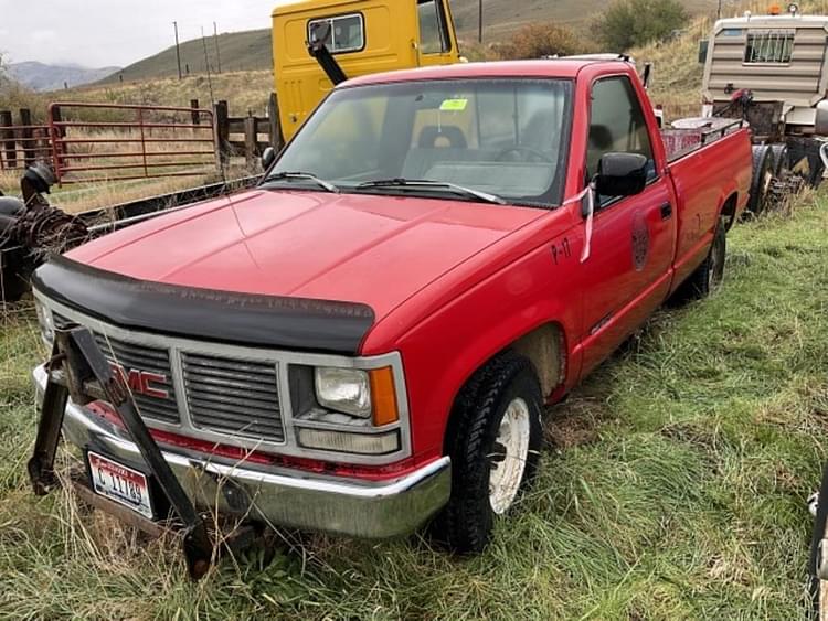 1993 GMC 1500 Equipment Image0