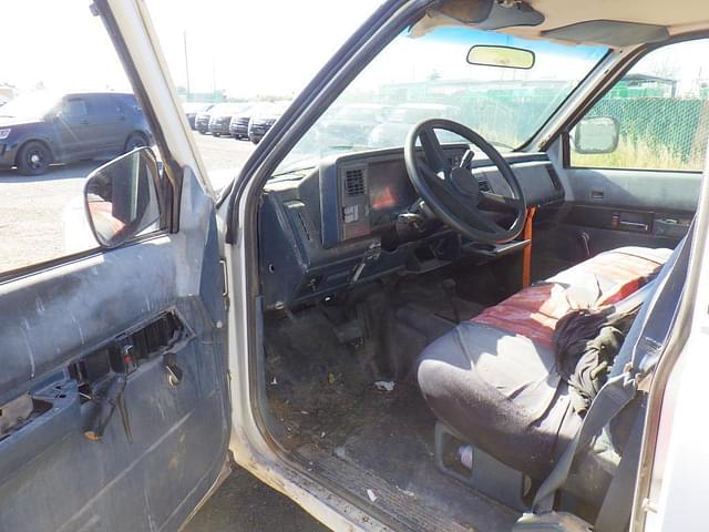 Image of GMC 2500 equipment image 4