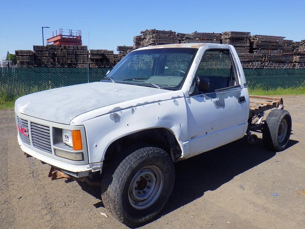 Image of GMC 2500 Primary image