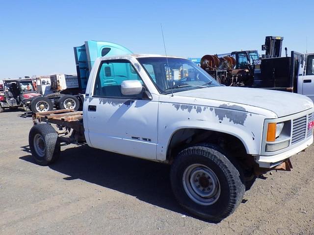 Image of GMC 2500 equipment image 1