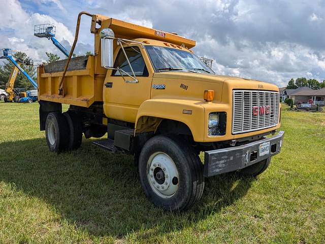 Image of GMC C7000 equipment image 3