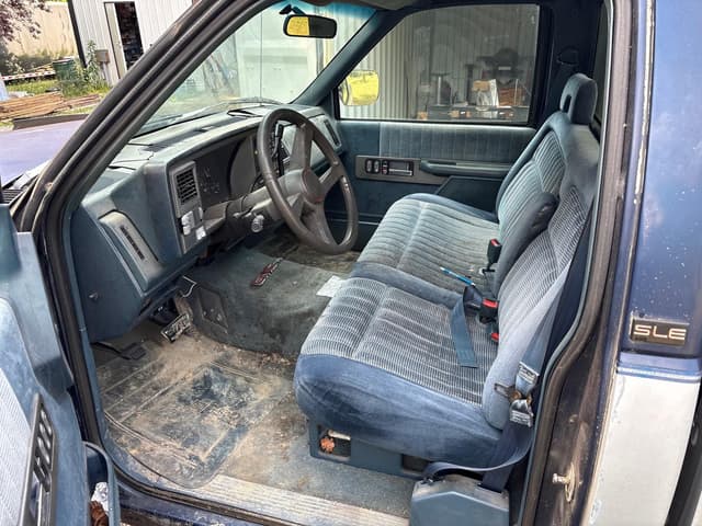 Image of GMC Sierra equipment image 4