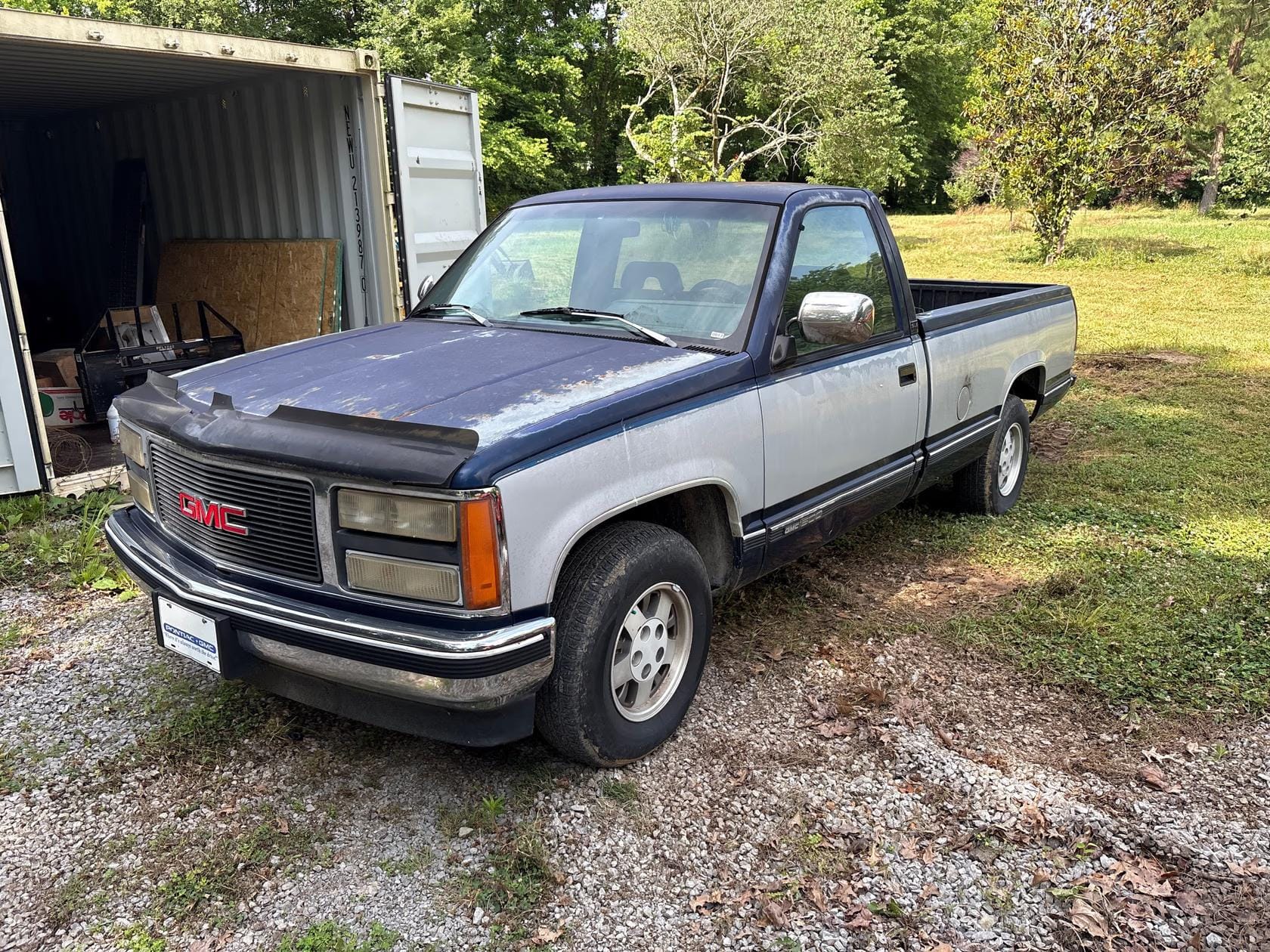 1993 GMC Sierra Equipment Image0