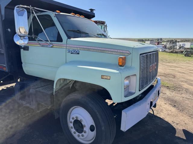 Image of GMC Topkick equipment image 4