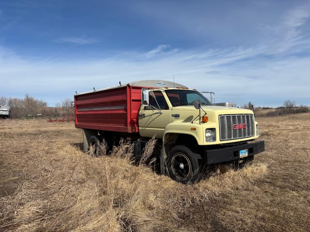 Image of GMC Topkick equipment image 2