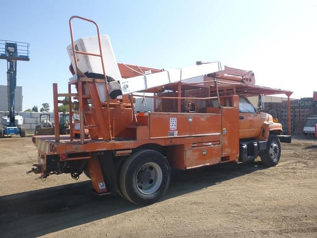 Image of GMC Topkick equipment image 2
