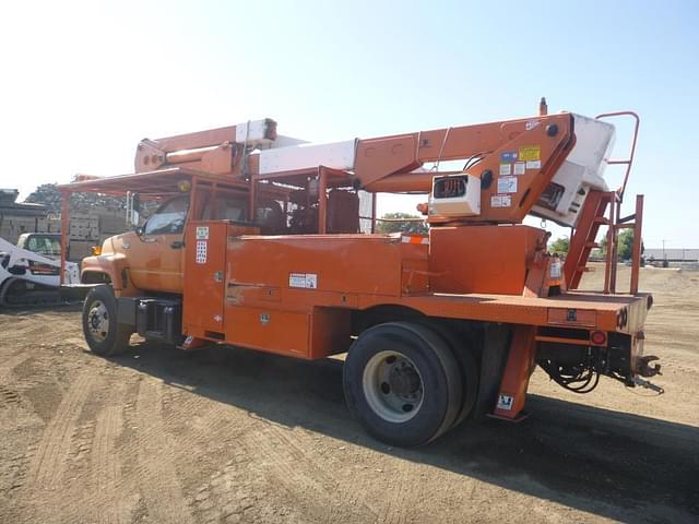 Image of GMC Topkick equipment image 3