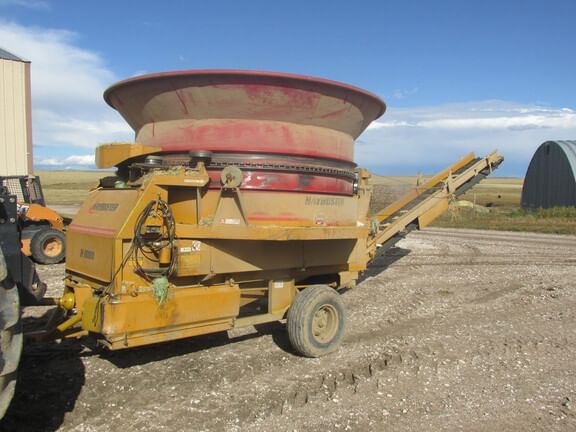 1993 Haybuster H1000 Equipment Image0