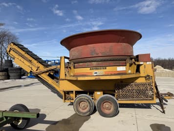 Main image Haybuster H-1100