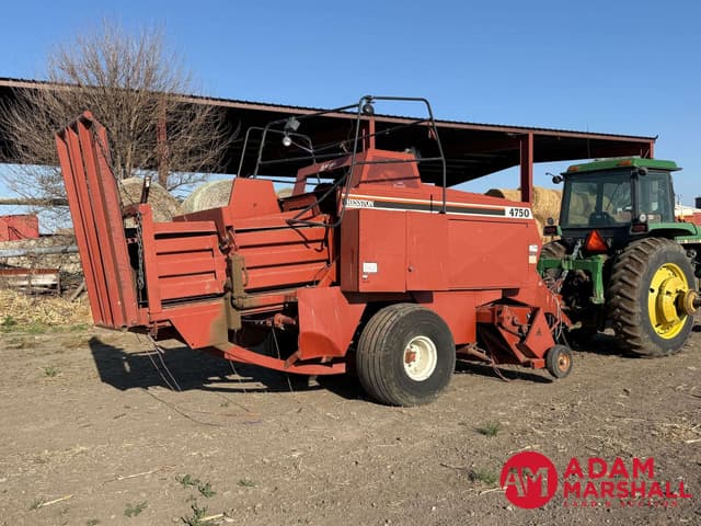 Image of Hesston 4750 equipment image 3