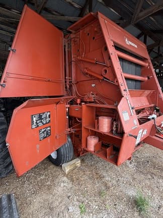 Image of Hesston 565A equipment image 2