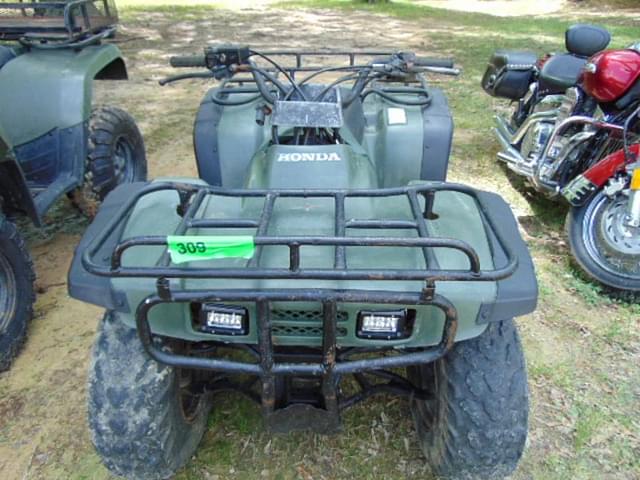 Image of Honda 300 equipment image 4