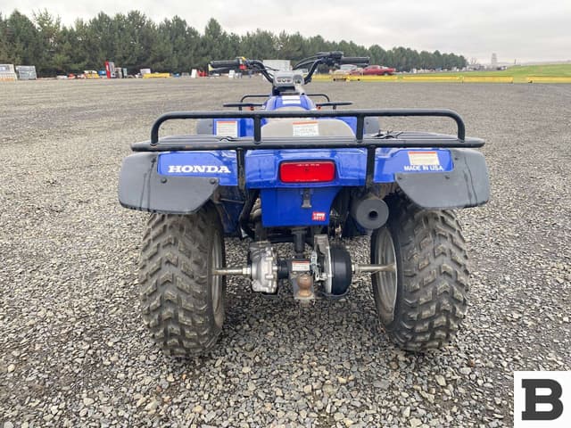Image of Honda Fourtrax 300 equipment image 4