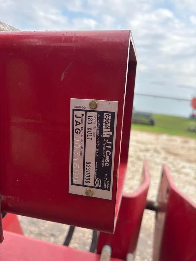 Image of Case IH 183 equipment image 4