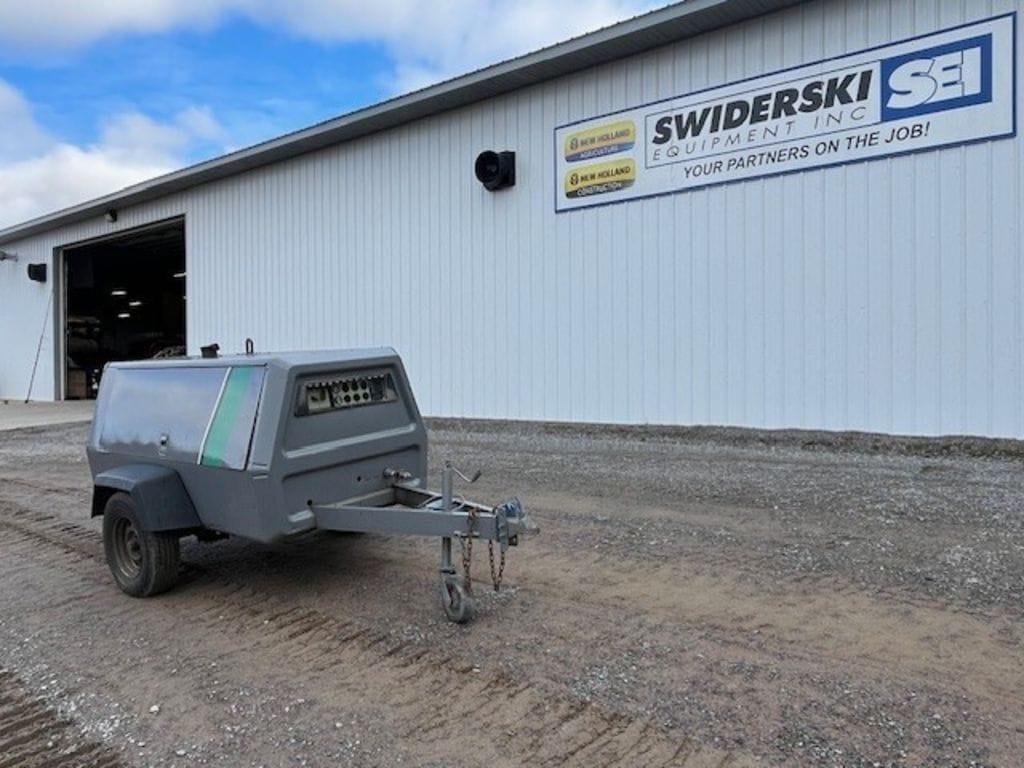 1993 Ingersoll Rand P175C-WD Equipment Image0