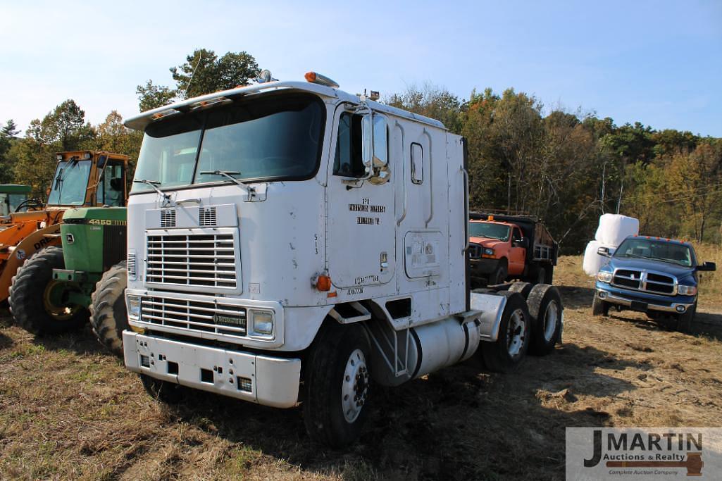 Image of International Navistar Primary image