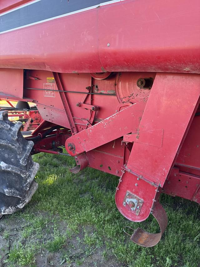 Image of Case IH 1666 equipment image 3