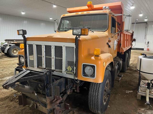 Image of International 2554 equipment image 2